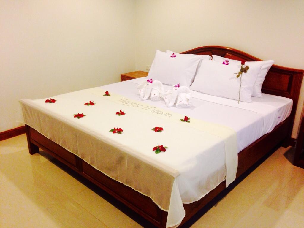 Siray House Aparthotel Phuket Ngoại thất bức ảnh